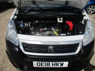 /photos/12380/8fdb0ac8-6700-4066-b2cd-6da6d33b729a_i320x240.jpg